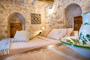 Dandy Villas Tower House Built in 17th Century Pool