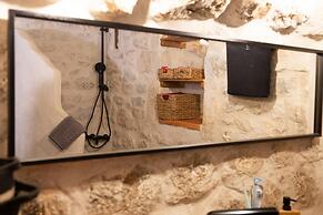 Dandy Villas Tower House Built in 17th Century Pool