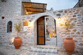 Dandy Villas Tower House Built in 17th Century Pool