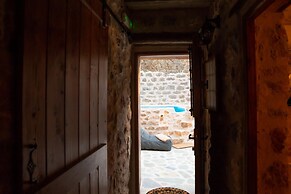 Dandy Villas Tower House Built in 17th Century Pool