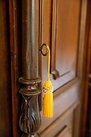 Dandy Villas Tower House Built in 17th Century Pool