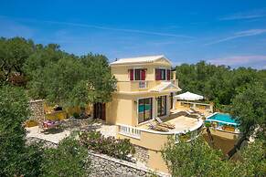 Theodora Villa - 2 BR Tranditional House Close to Gaios Town