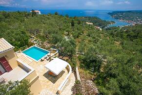 Theodora Villa - 2 BR Tranditional House Close to Gaios Town