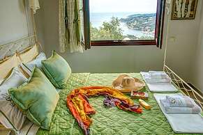 Theodora Villa - 2 BR Tranditional House Close to Gaios Town