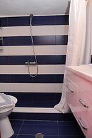 Dandy on the Beach Sailor s House Private Maisonette Sea View