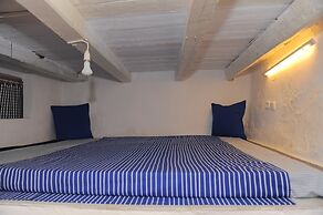 Dandy on the Beach Sailor s House Private Maisonette Sea View