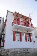 Dandy on the Beach Sailor s House Private Maisonette Sea View