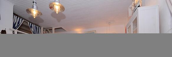 Dandy on the Beach Sailor s House Private Maisonette Sea View