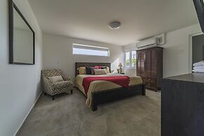 Viva Koyari Modern House