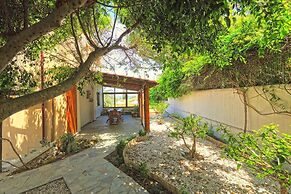 Villa Karteros With Private Swimming Pool