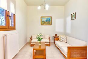 Villa Karteros With Private Swimming Pool