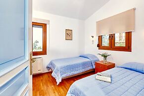Villa Karteros With Private Swimming Pool