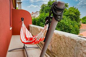 Nomad s Nest in Bonfim - 1bed Balcony View