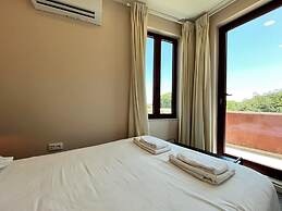 Nomad s Nest in Bonfim - 1bed Balcony View