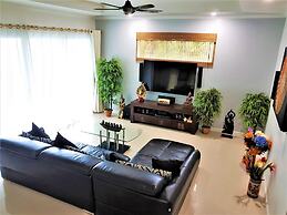 2 14 Thai Style Villa With Private Pool in Karon