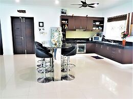 2 14 Thai Style Villa With Private Pool in Karon