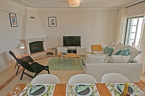 Lina s House by Acasadascasas