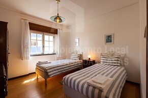 Casa do Pedro by Acasadascasas