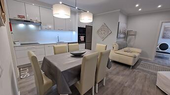 Ribas Apartment by Acasadascasas