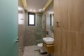 Luxurious Villa Mare - With 150m Pool