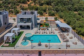 Luxurious Villa Mare - With 150m Pool