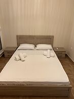 Koukaki Gem in Athina