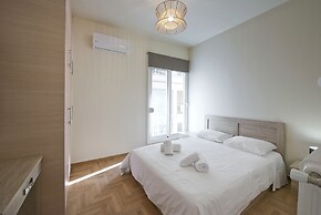 Koukaki Gem in Athina