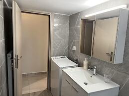 Adelais in Piraeus With 1 Bedrooms and 1 Bathrooms