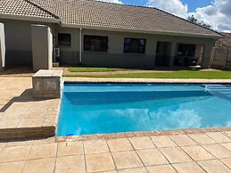 A Pristine B B Located in Belvedere Harare - 2006