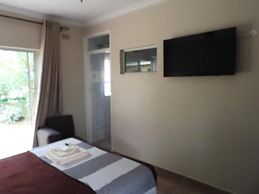 2 Bedroomed Apartment With En-suite and Kitchenette - 2069