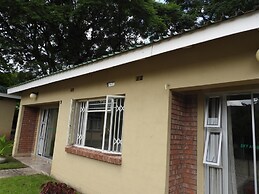 2 Bedroomed Apartment With En-suite and Kitchenette - 2069