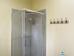 Ultra Modern 2 Bedroomed Apartment - 2082