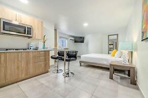 Turibana Plaza Suite 7