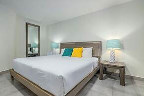 Turibana Plaza Suite 7