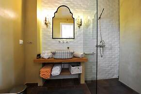 Apeiron I Villa - Instaworthy Views Ace Location