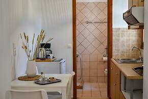 Apartments for 4 1st Floor