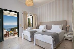 Danai Villa - Charming Escape With Oceanside Views