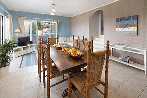 Danai Villa - Charming Escape With Oceanside Views