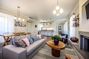 Serenity - Beautiful Newly Renovated Villa Close to Lakka