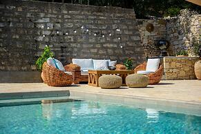 Serenity - Beautiful Newly Renovated Villa Close to Lakka