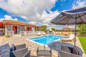 Villa Bora With Private Pool