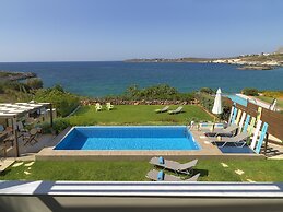 Villa Anemos by Estia