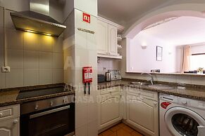 Ericeira Beach by Acasadascasas