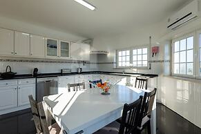 Moinho D Ouro Residence by Acasadascasas