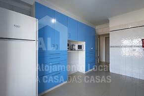 Ocean Apartment by Acasadascasas