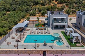 Luxurious Villa Micha - With 150m Pool
