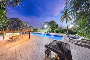 Turibana Plaza Suite 4 w Balcony