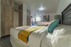 Turibana Plaza Suite 5 w Balcony