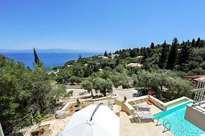 Apeiron II Villa - Sunny Modern Pool - Walk to Gaios