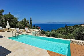 Apeiron II Villa - Sunny Modern Pool - Walk to Gaios